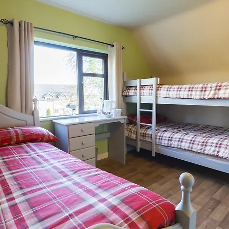Lakeland House Hostel Cong