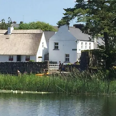 Lakeland House